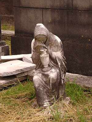 Pleurant - Denise Dumars